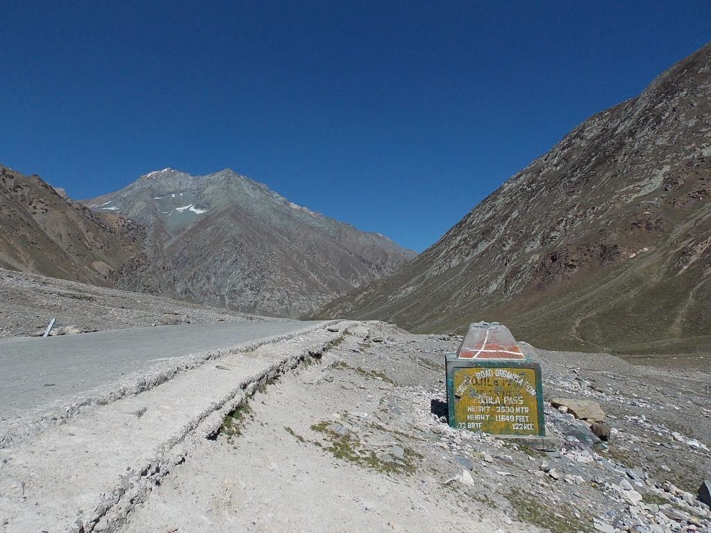 Sonmarg Kashmir mountain landscape zoji la pass